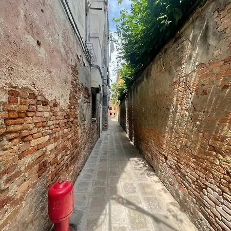 Incantevole Loft A Βενετία
